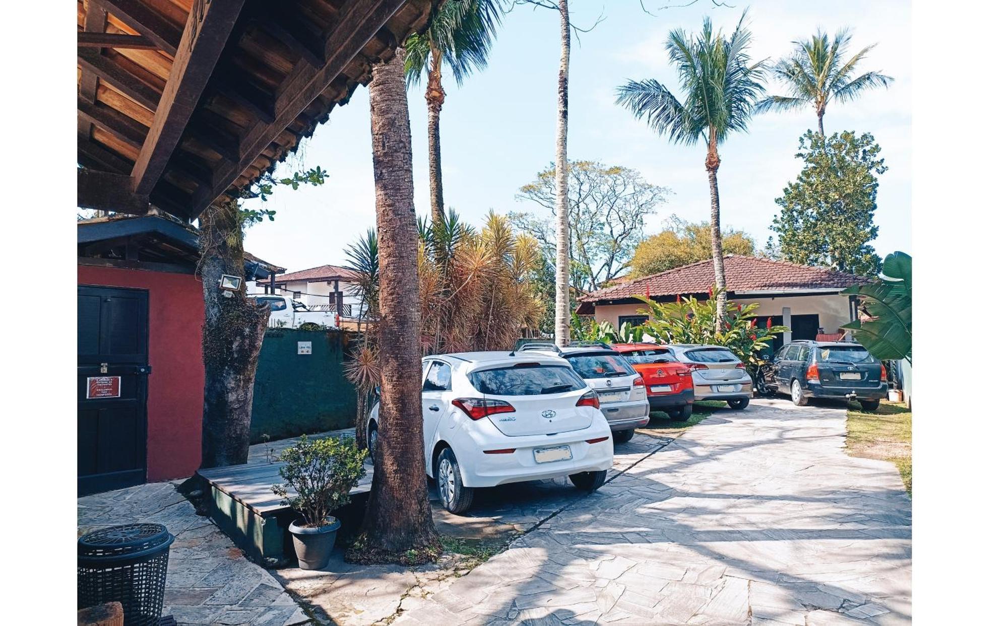 Trip Maresias Suites Экстерьер фото